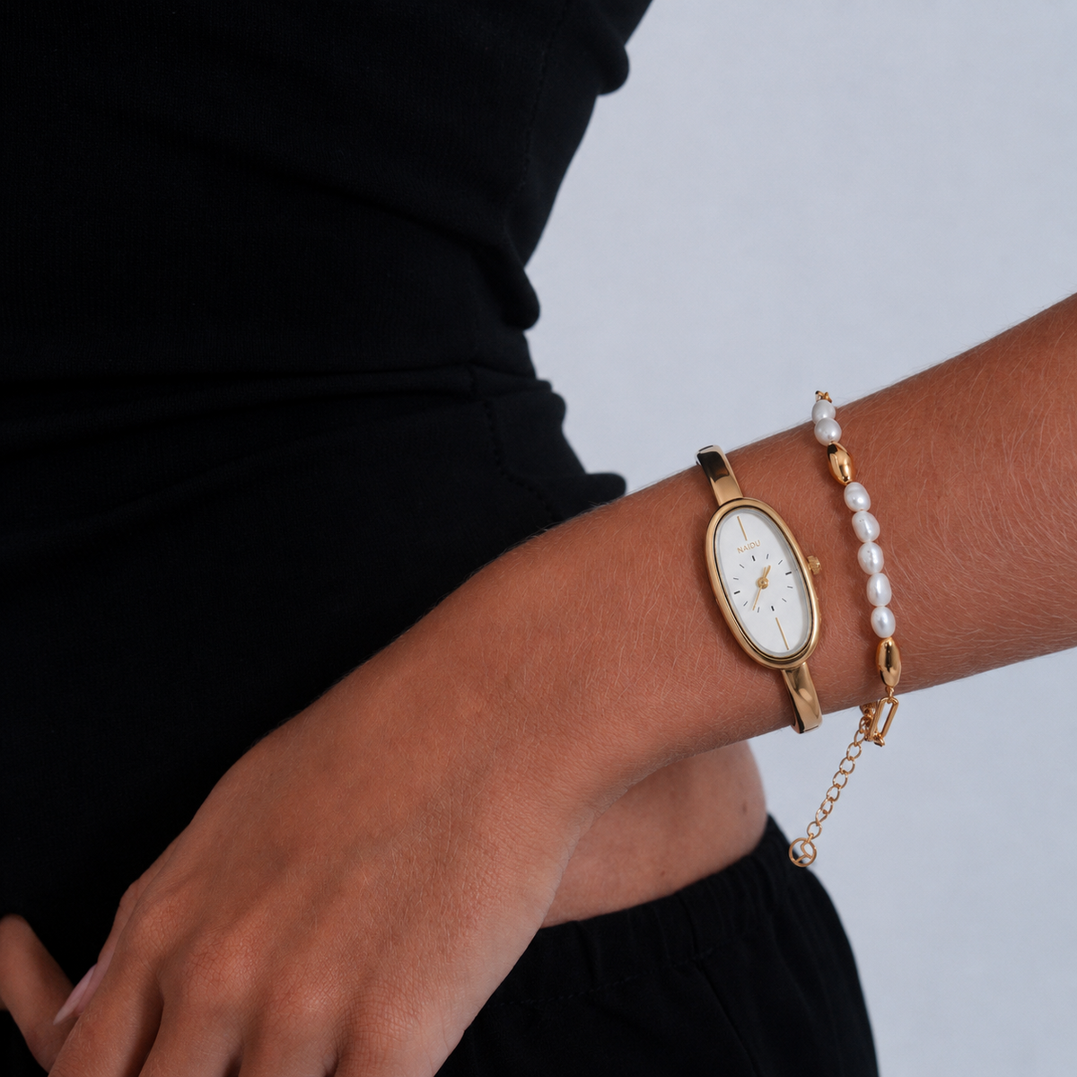 Passy Watch Gold, women's watch in Gold by Aurielle Milano, image 5